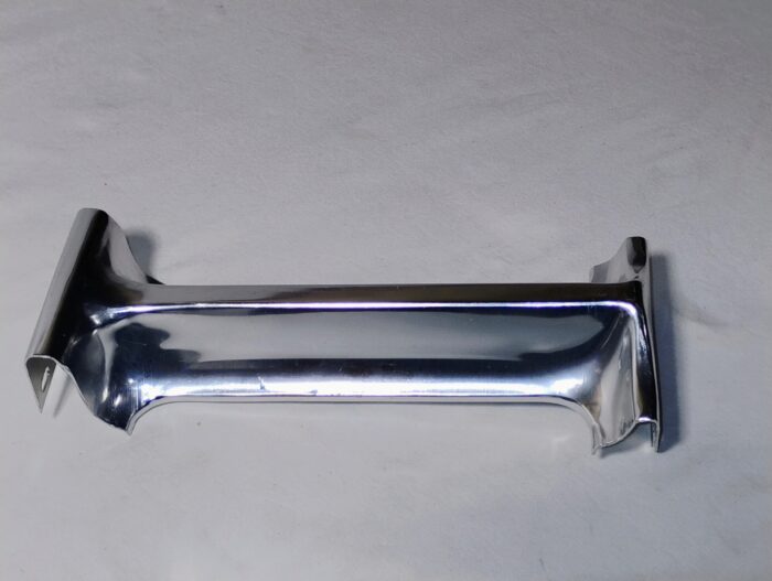 1966 Dodge Coronet, Front Grill, Center Trim Molding / Cap 2578202 - Image 4