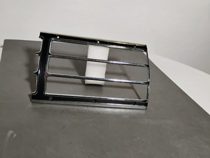 1972 1973 Plymouth Fury, Station Wagon, Right Rear Taillamp / Light Bezel 3479003 - Image 4