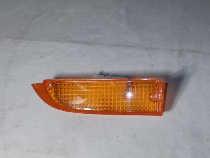 1970 1971 Dodge Polara, Monaco, Monaco 500, Right Front Turn Signal Lens 3420636 - Image 3
