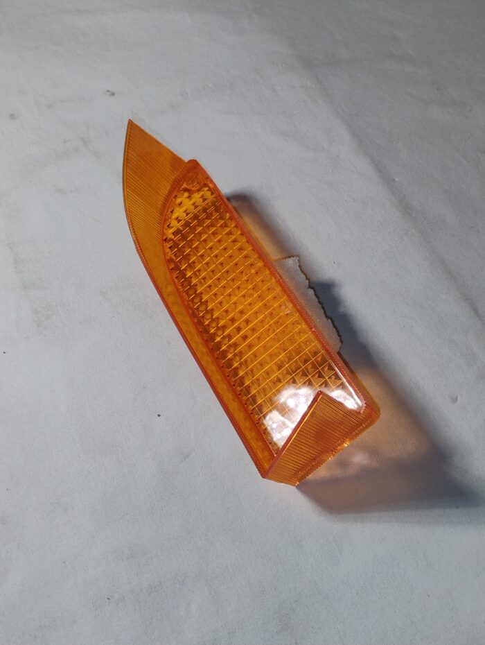 1970 1971 Dodge Polara, Monaco, Monaco 500, Right Front Turn Signal Lens 3420636 - Image 4