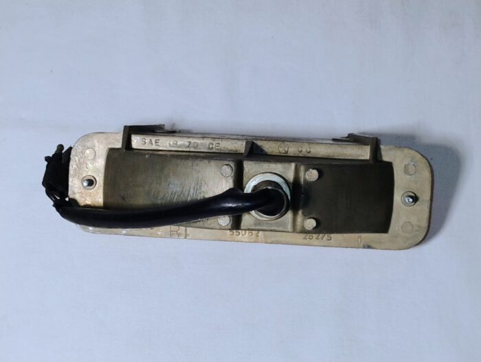 1970 Chrysler New Yorker, Newport, Right Front Turn Signal Assembly 3403216 - Image 6