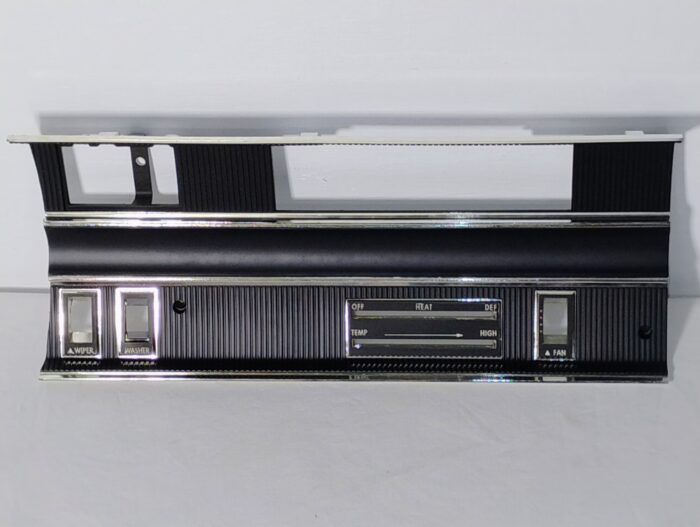 1968 Dodge Monaco, Dash, Radio / Heater Control, Face Plate / Bezel 2864730 - Image 4
