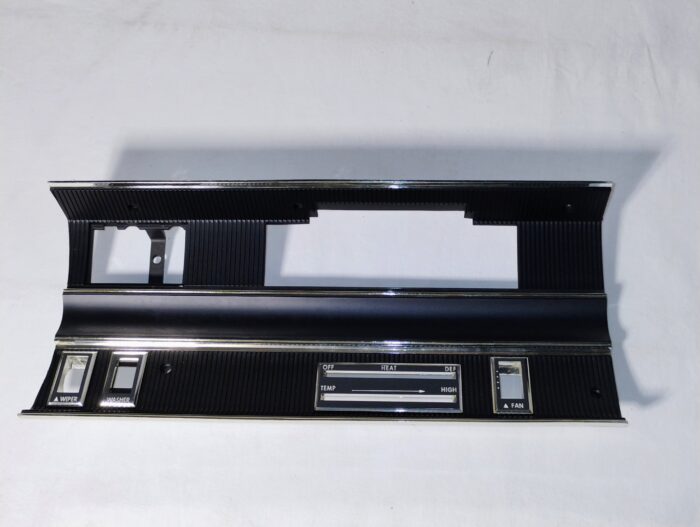 1968 Dodge Monaco, Dash, Radio / Heater Control, Face Plate / Bezel 2864730 - Image 6