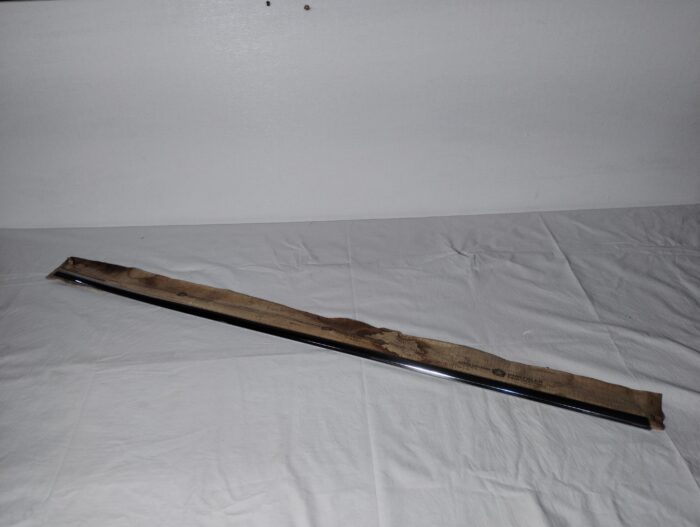 1970 1971 1972 Plymouth Duster, Dodge Dart, Demon, Left Door, Belt Molding / Trim 3444409