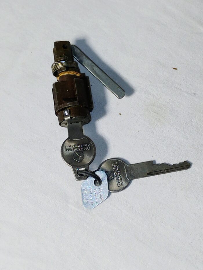 1965 Dodge 880, Trunk, Lock Tumble W/ Keys 2583162 - Image 3