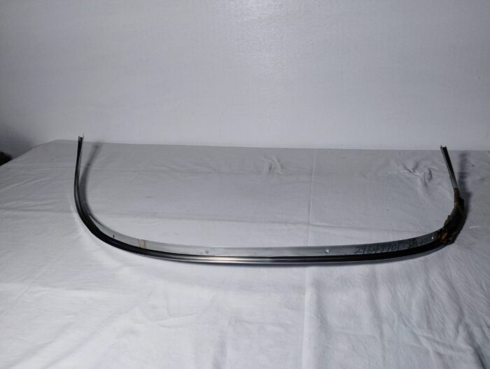 1970 1971 Chrysler Newport, 1971 Royal, Right Front Wheel Lip, Trim Molding 2964770, S/A 3514056 - Image 5