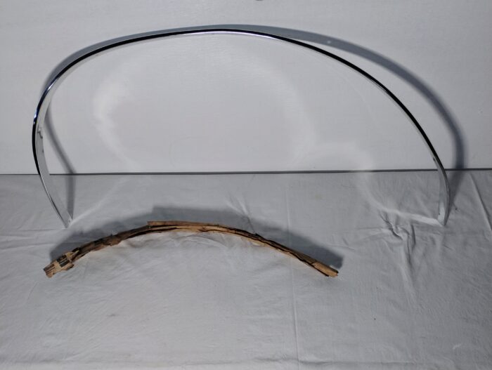 1972 1973 Dodge Polara, Left Rear, Wheel Lip, Trim Molding 3506647, S/A 3683141 - Image 3