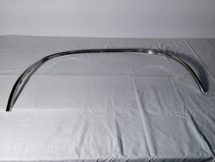 1971 Chrysler Imperial, Right Rear, Wheel Lip, Trim Molding 2901540 - Image 5