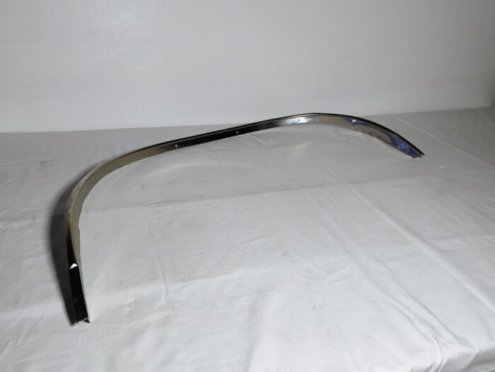 1969 Chrysler New Yorker, Right Front, Wheel Lip, Trim Molding 2901484 - Image 10