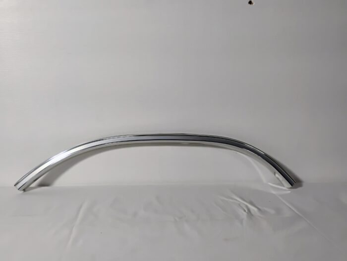 1969 Chrysler Station Wagon, Right Rear, Wheel Lip, Trim Molding 3419022 - Image 3