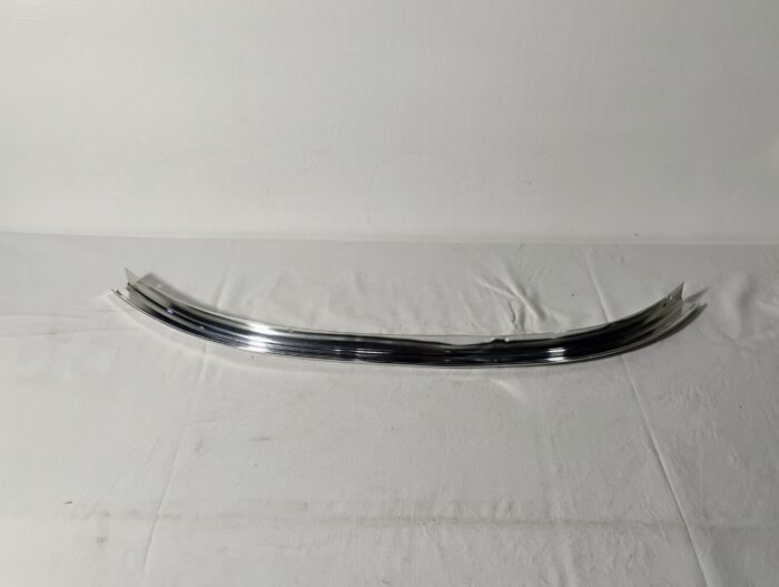 1969 Chrysler Station Wagon, Right Rear, Wheel Lip, Trim Molding 3419022 - Image 7