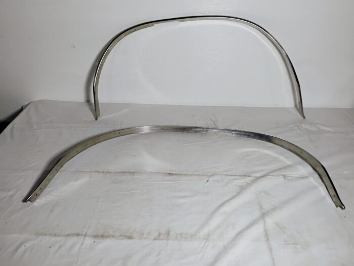 1968 1969 1970 Dodge Charger, B-Body, Front Wheel Lip, Moldings 3004370, 3004371 - Image 3