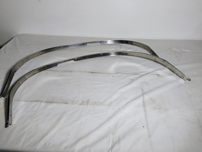 1968 1969 1970 Dodge Charger, B-Body, Front Wheel Lip, Moldings 3004370, 3004371 - Image 4