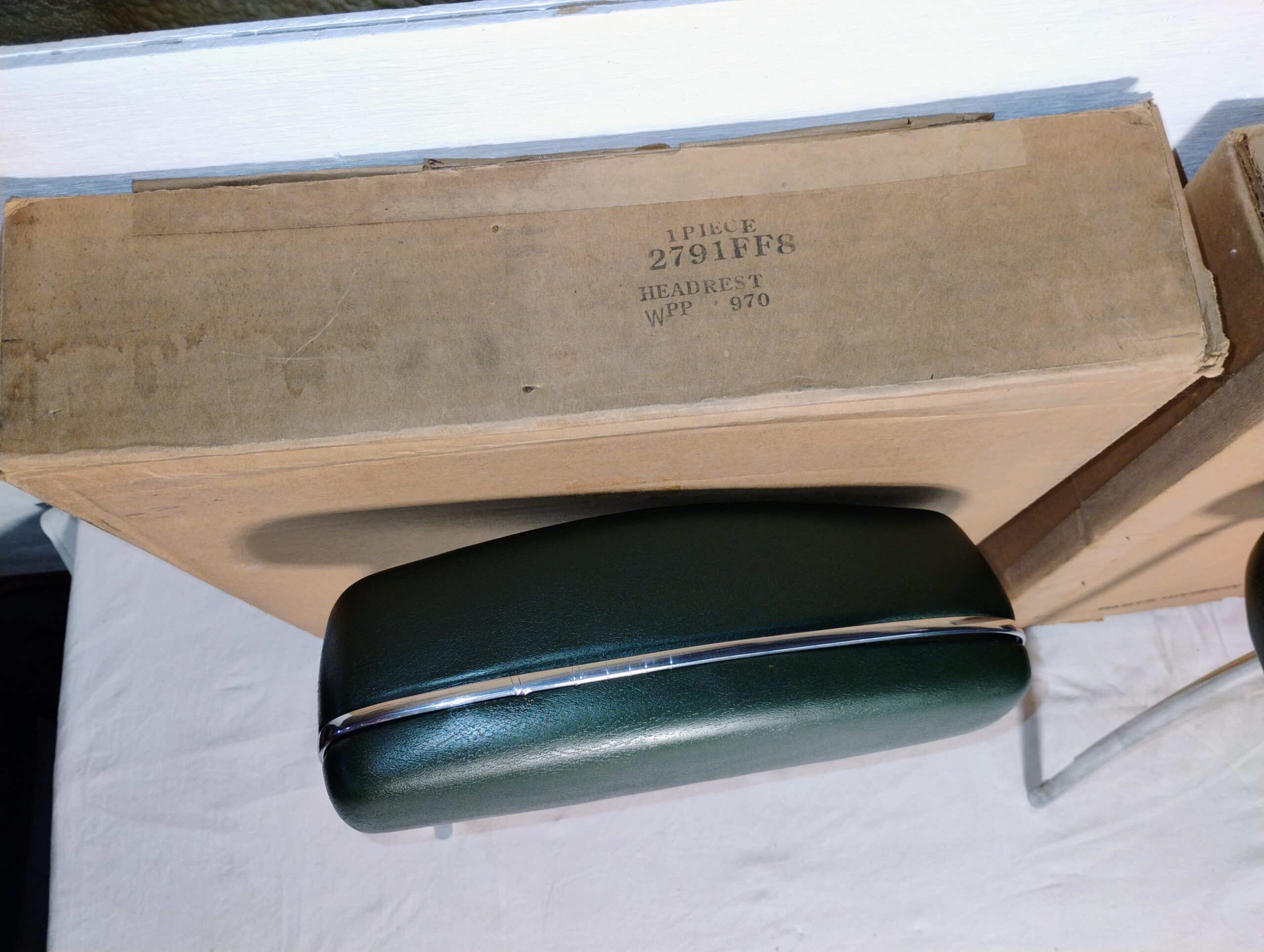 1969 Charger, Coronet R/T, Coronet 500, Daytona, GTX, Road Runner, Super Bee, Headrest Assemblies 2791FF8 - Image 5