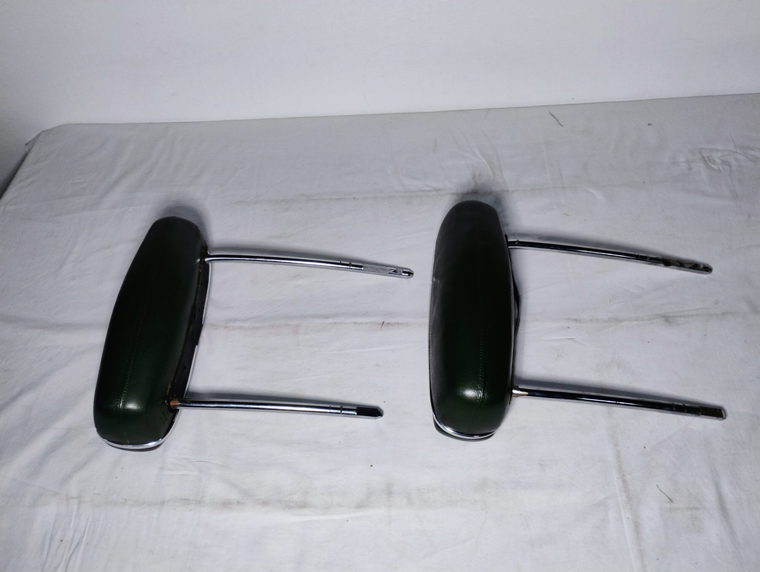 1969 Charger, Coronet R/T, Coronet 500, Daytona, GTX, Road Runner, Super Bee, Headrest Assemblies 2791FF8 - Image 6