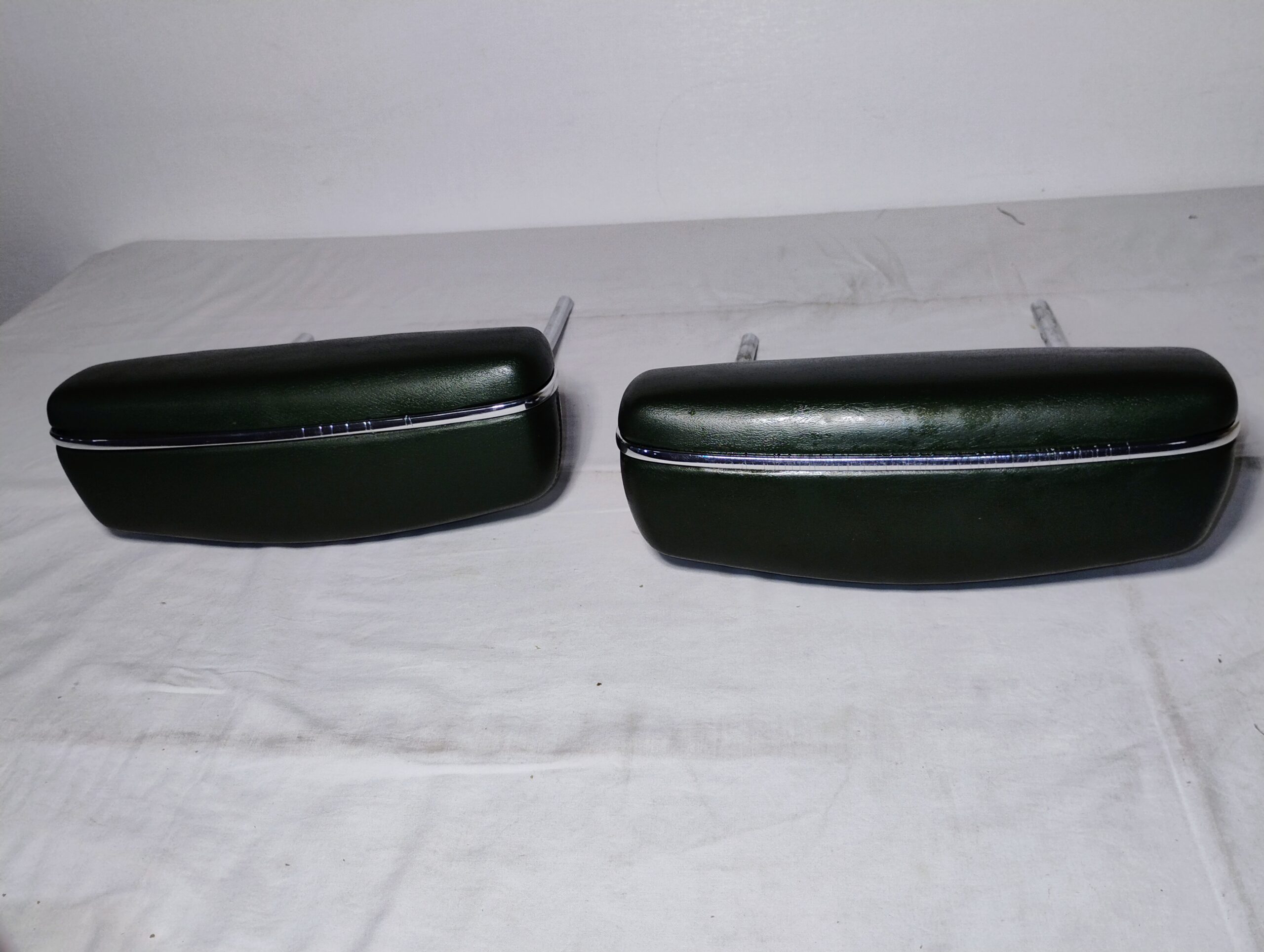 1969 Charger, Coronet R/T, Coronet 500, Daytona, GTX, Road Runner, Super Bee, Headrest Assemblies 2791FF8 - Image 9