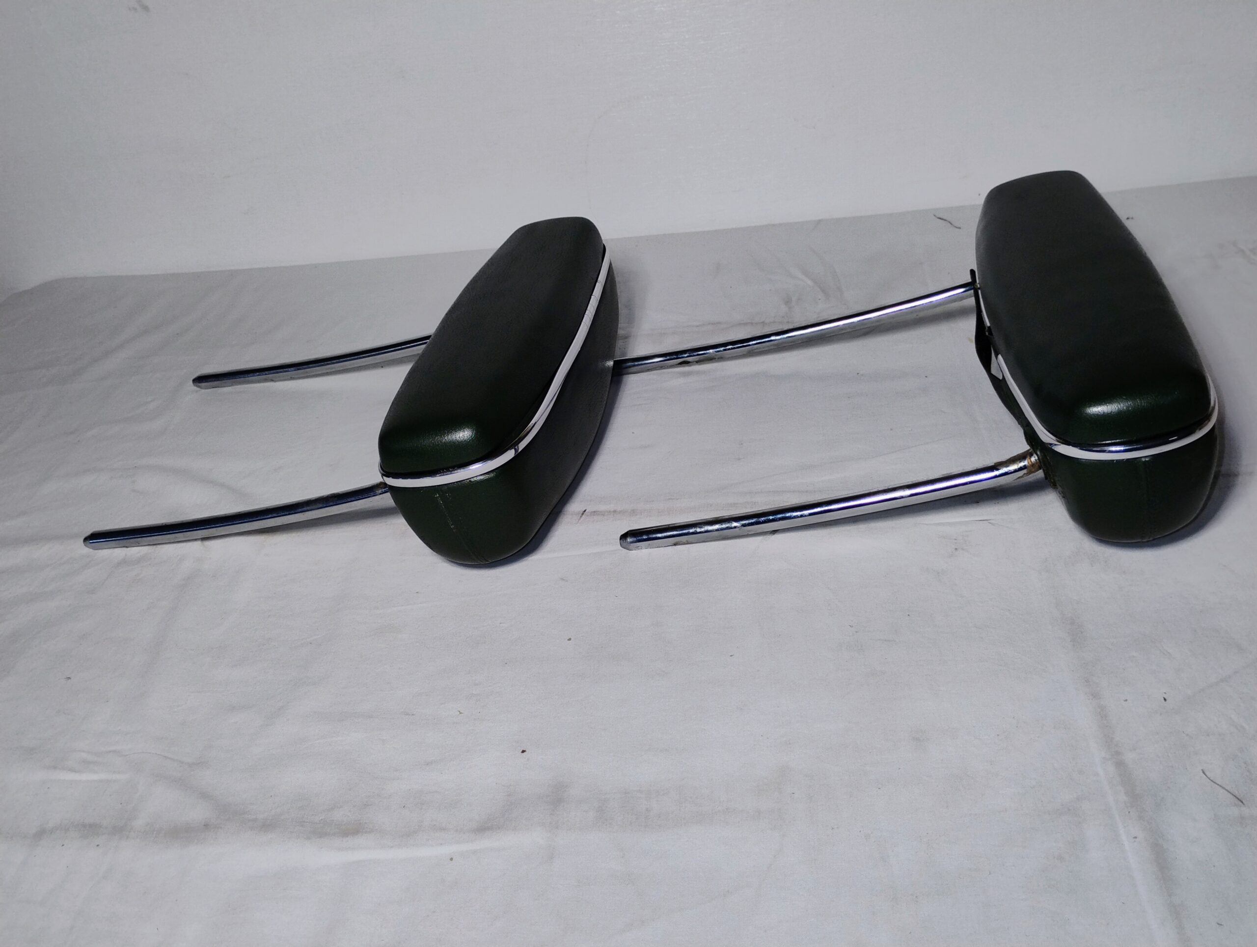 1969 Charger, Coronet R/T, Coronet 500, Daytona, GTX, Road Runner, Super Bee, Headrest Assemblies 2791FF8 - Image 12